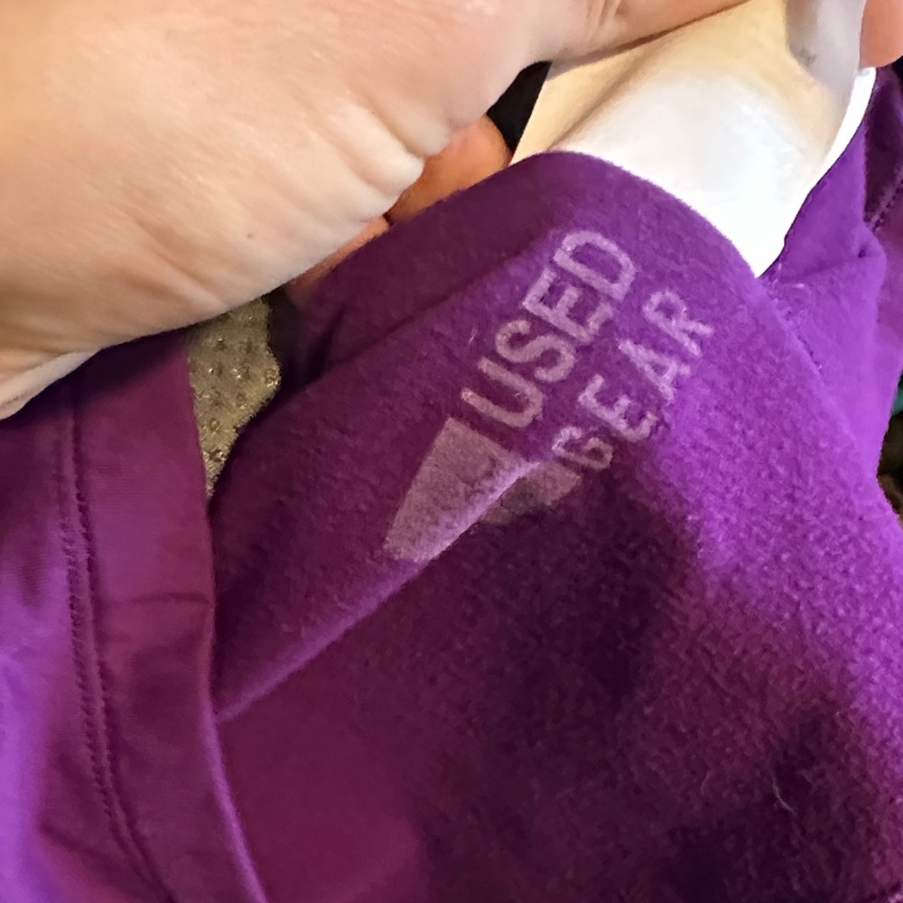 Arc'teryx Vibrant Purple Half-Zip Hoodie - Picture 5 of 5